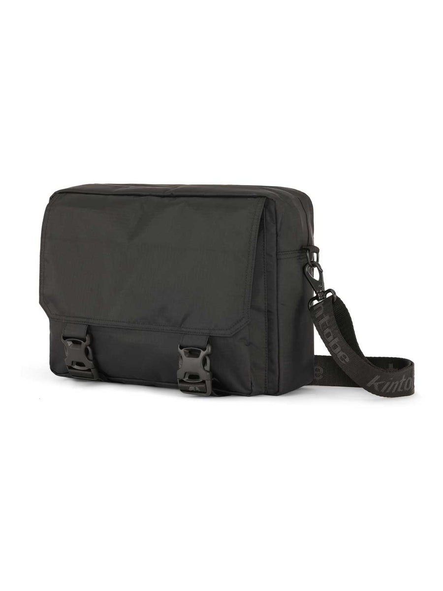 LEO Messenger Bag (Jet Black)