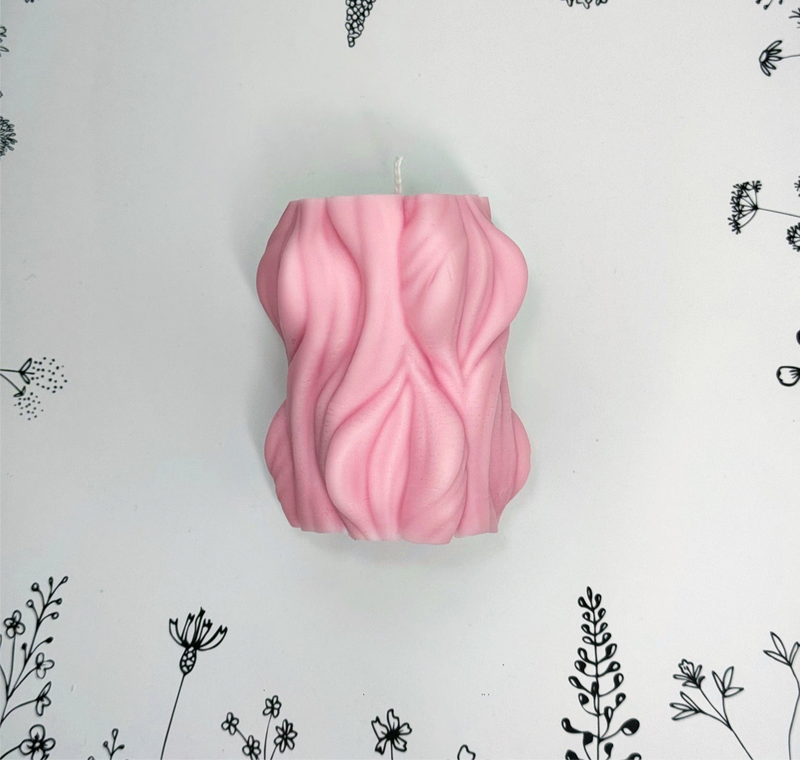 Mart twisted wave candle