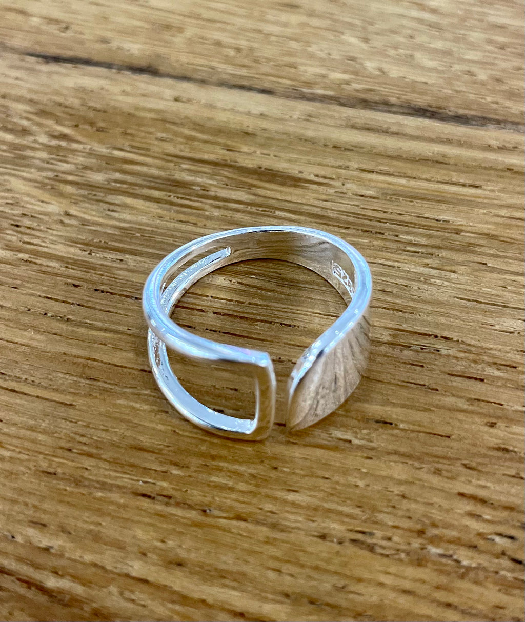 Minimalist Sterling Silver Open ring