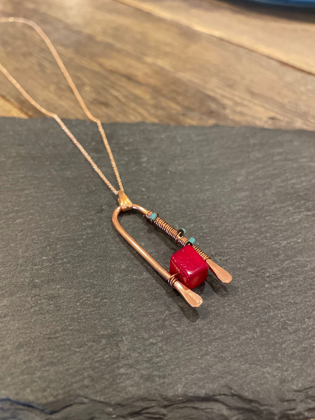 Arch and stone copper necklace