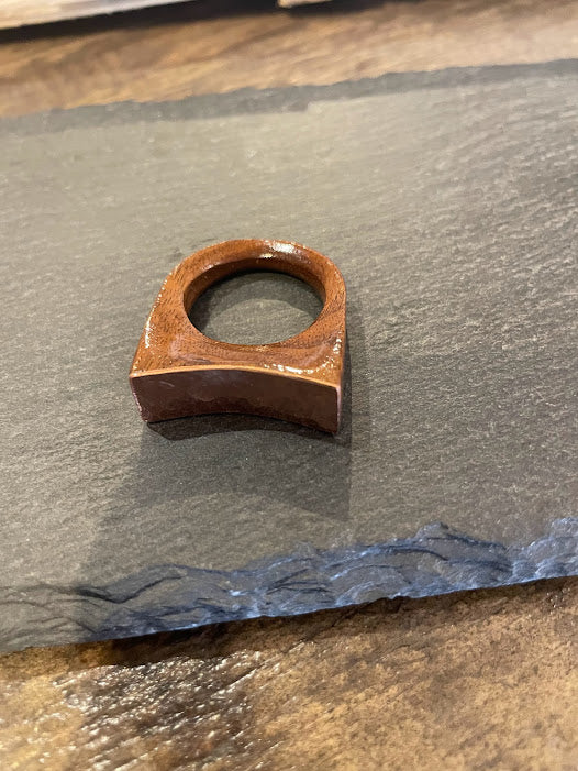 Wooden rectangular ring