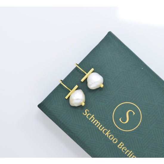 Baroque Pearl Gold Earring