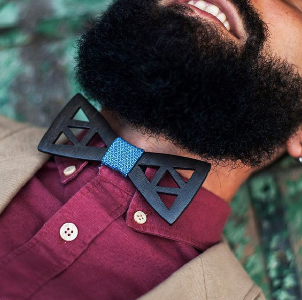 Wooden bow-ties with cut-outs (various styles)