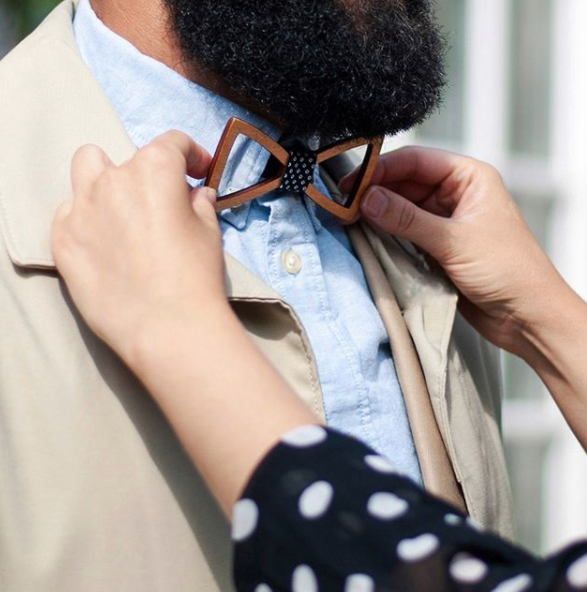 Wooden bow-ties with cut-outs (various styles)