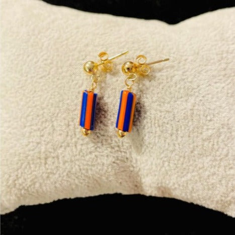 Red and blue bead stud earring