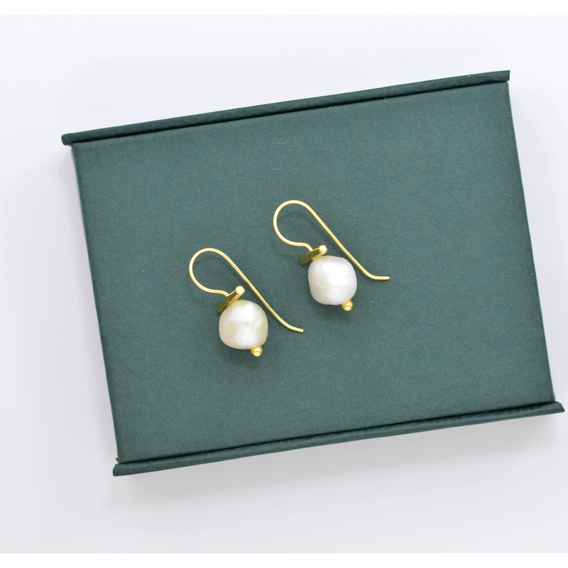 Baroque Pearl Gold Earring
